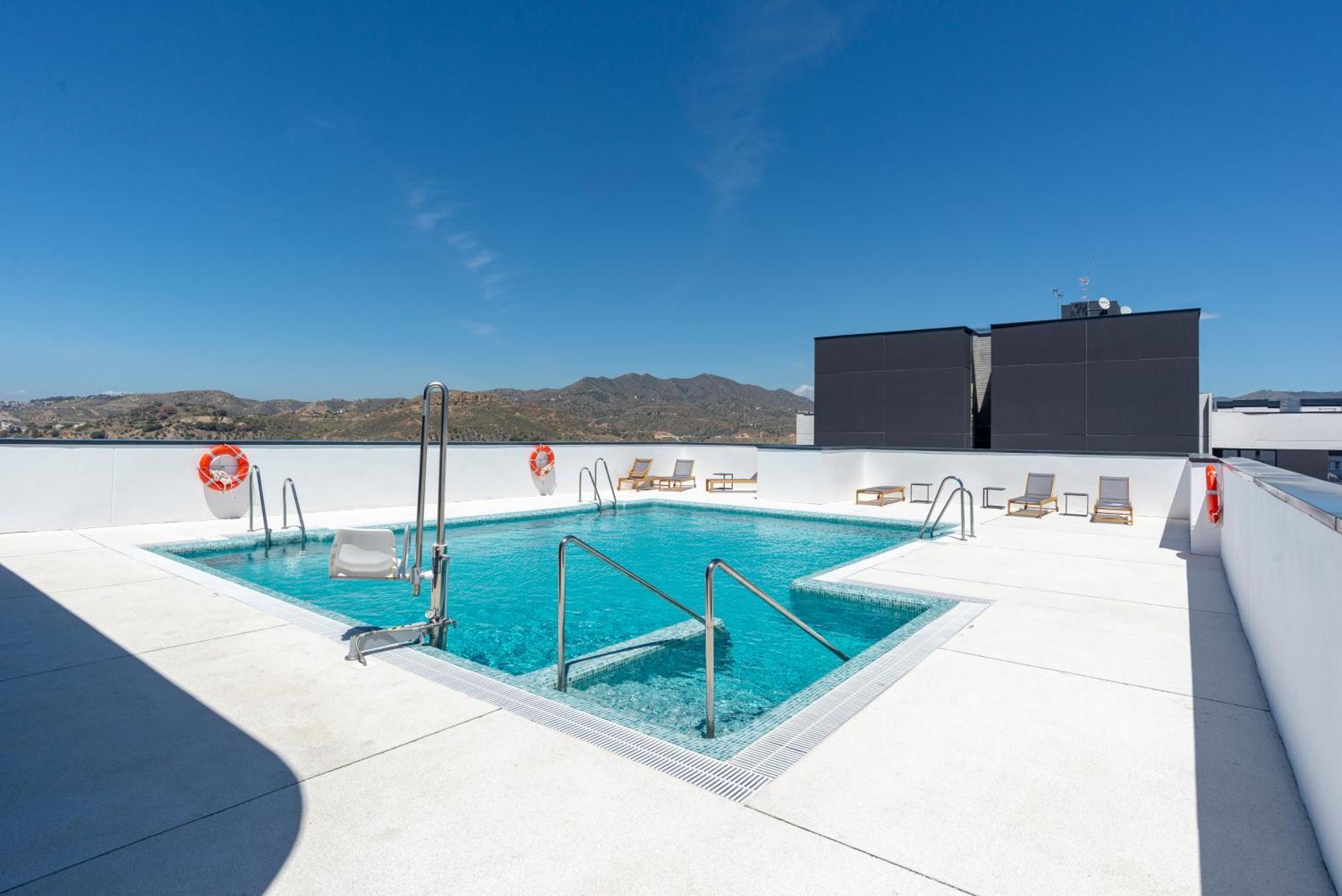 Apartamento Skyline Vi Pool & Coworking By Ele Málaga
